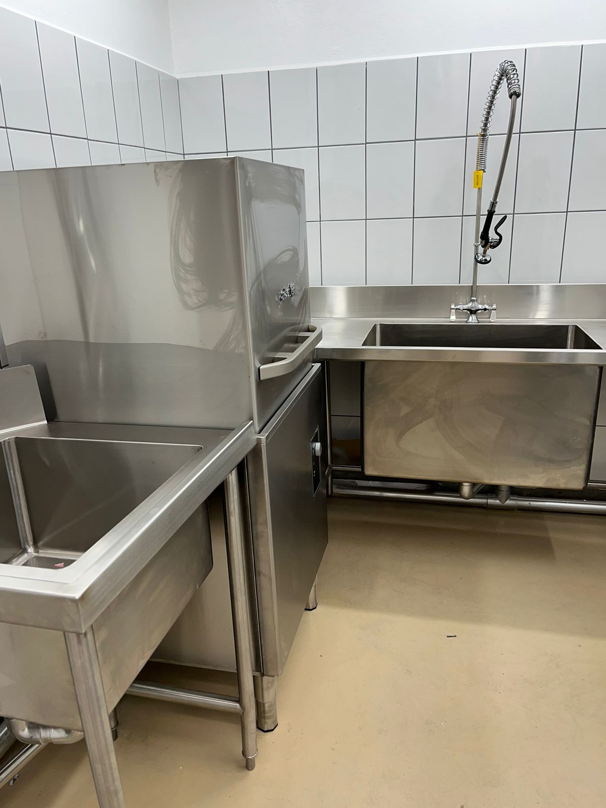 WhatsApp Image 2024-03-25 at 7.50.16 PM (1)